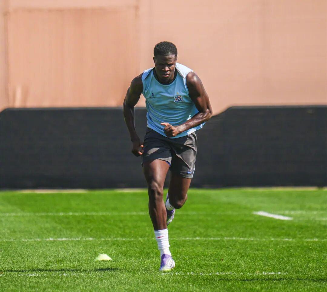 中超热身赛:申花1-1俄甲球队4战不胜,盖伊破门,阿马杜接连缺阵