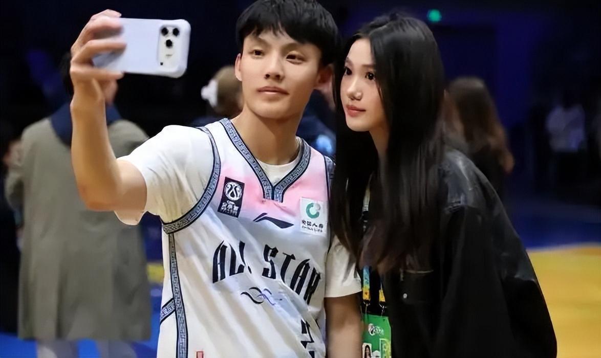 广东宏远正式改名！新冠名有意思，杜锋点名崔永熙，徐杰又秀恩爱