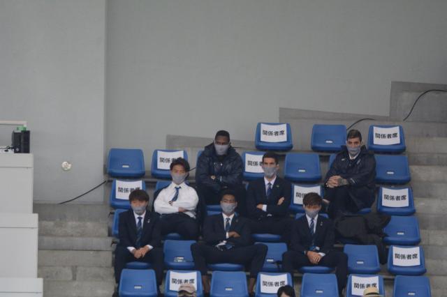 开云网页版-云指挥两个月后 J联赛的新外教终于到达球队主场